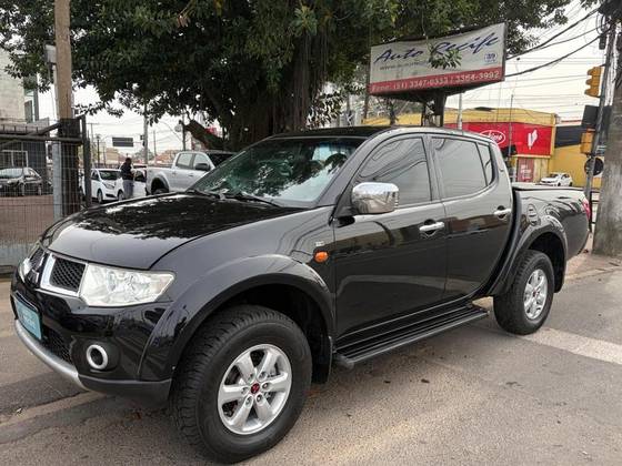 MITSUBISHI L200 TRITON 3.2 HPE 4X4 CD 16V TURBO INTERCOOLER DIESEL 4P AUTOMÁTICO MITSUBISHI L200 TRITON 3.2 HPE 4X4 CD 16V TURBO INTERCOOLER DIESEL 4P AUTOMÁTICO